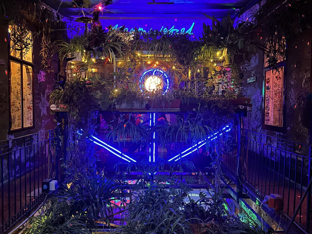 Unforgettable Drinks at Szimpla Kert: Budapest’s Iconic Ruin Bar