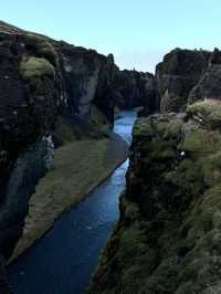 羽毛河峽谷（Fjaðrárgljúfur）