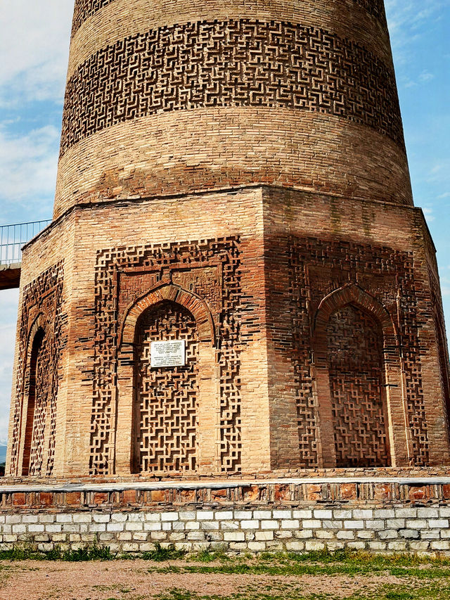 Burana Tower, Kyrgystan😍