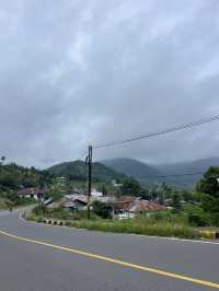 A Walk Around Moni: The Charming Gateway to Kelimutu 🚶‍♂️🌿 