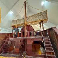 ตลึง!! เรือใหญ่ในอาคาร จันทบุรี