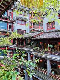 深圳‼️羅湖之美 | 有如 “ 千與千尋 "場景