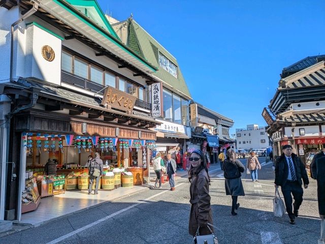 成田山表参道賑わってます！