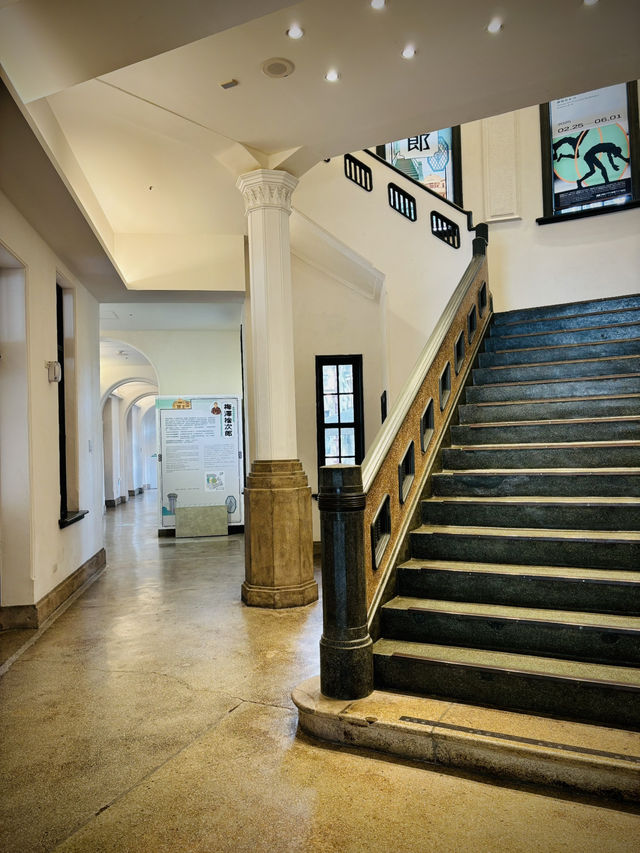 台南 美術一館🏛️，感受歷史與藝術的結合！✨