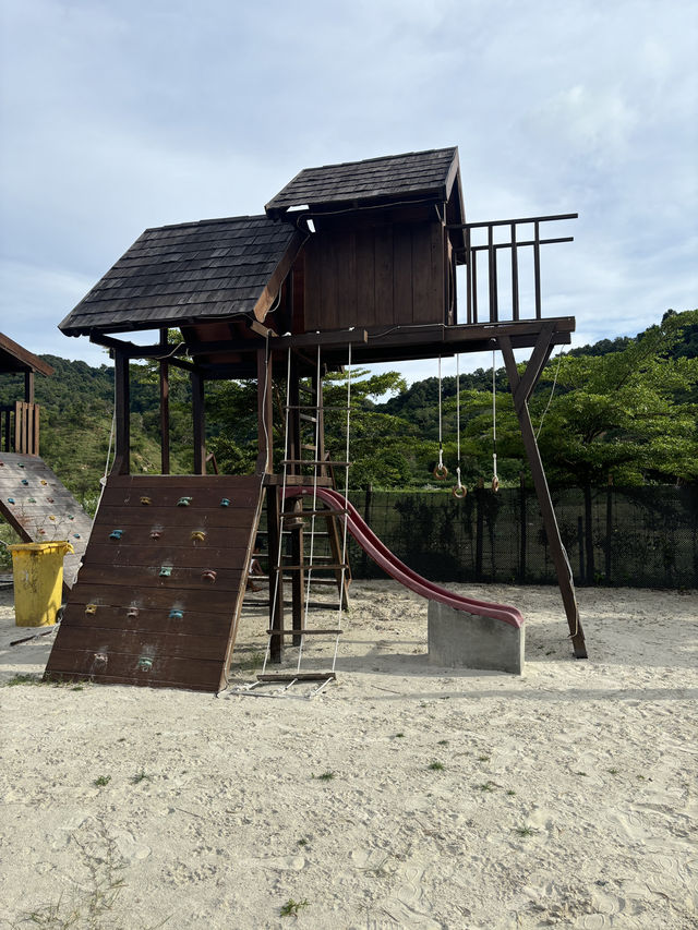 Kick Back While the Kids Go Wild at Lantis Resto & Bar 🎠🍽️