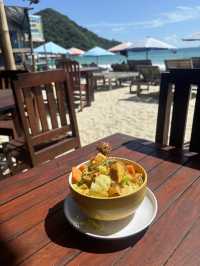 Lunch with a View at Mul’s Surf Bar 🍛🌊