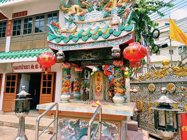 泰國曼谷市中心老城區唐人街華人文化古跡寺廟一日遊行程，體驗當地華人文化生活，祈福聖地，適合祈福打卡拍照📸