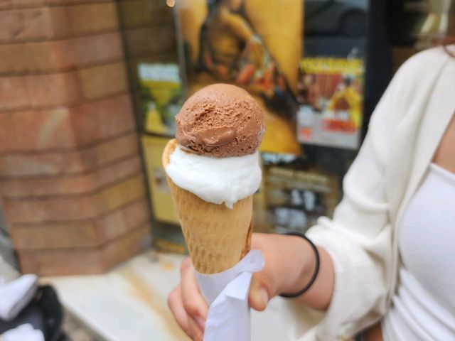 [🇪🇸グラナダ] 美食の街で食べ尽くし！絶品タパスとスイーツ巡り