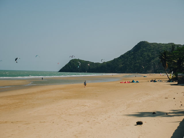 Summer is coming…ไปพักผ่อนริมทะเลกันไหม?