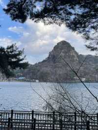 ソウルから少し先の地方絶景へ　サンジョンホス