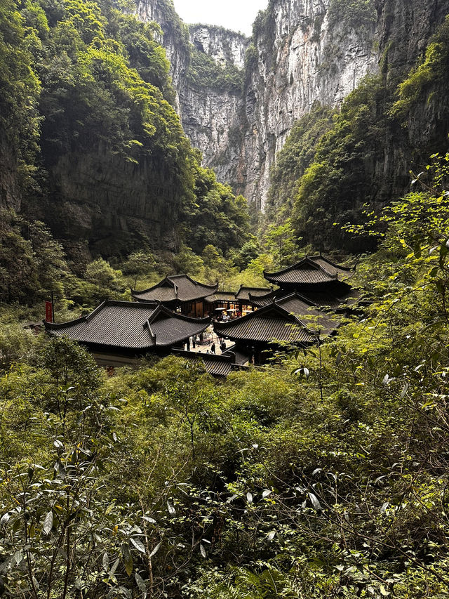 Easy self planned day-trip to Wulong Krast