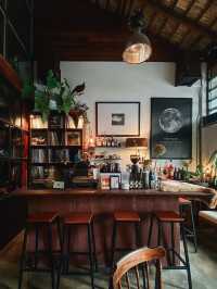 The Dedicate Flower’s Cafe
