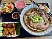 大立百貨9樓影城旁邊泰國美食（大港老船麵）好吃值得推薦大家