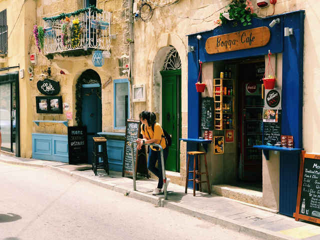 Malta: History and Sea
