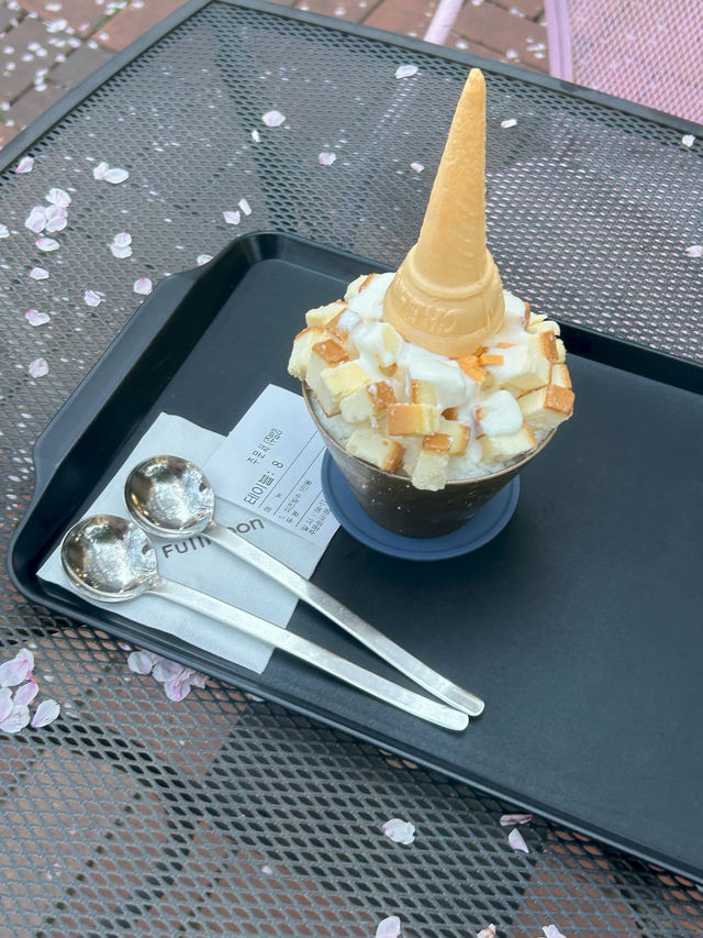 수암골의 감성과 커피가 어우러진 공간, 카페 풀문 ☕🌙