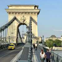 🚶‍♀️✨ "Weekend Wanderlust: A Magical City Walk Through Budapest’s Heart