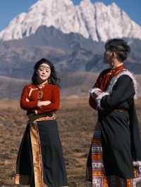 Trekking to Tagong Grassland in Traditional Tibetan Dress – A Photo Guide
