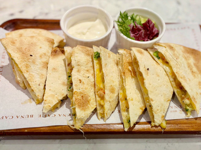 城市中的歐風秘境：BUNA CAF’E 內湖店