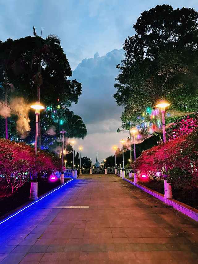 Whispers of Wonder at Tangga Putrajaya – Night’s Hidden Gem!