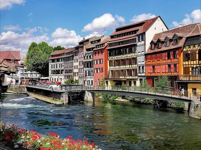 科爾馬-小威尼斯 La Petite Venise，走入法國的童話小鎮