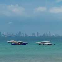 ที่พักริมทะเลสุดชิล vibes สวย ณ เกาะล้าน 🌊🩵