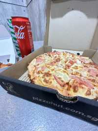 Simple Yummy Fast Food💥PIZZA HUT💥Neighbourhood Cafe