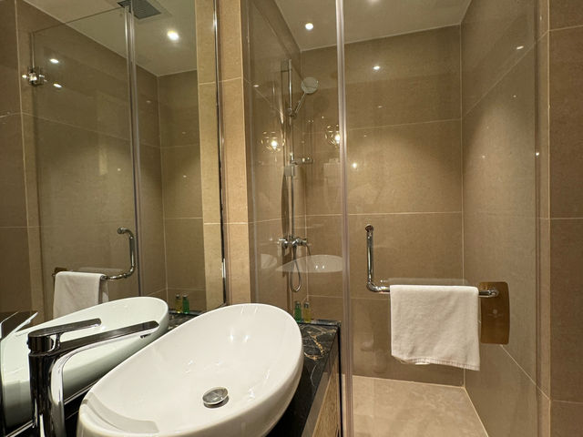 NagaWorld2: Glamorous Gaming Meets Luxury Stays in Phnom Penh
