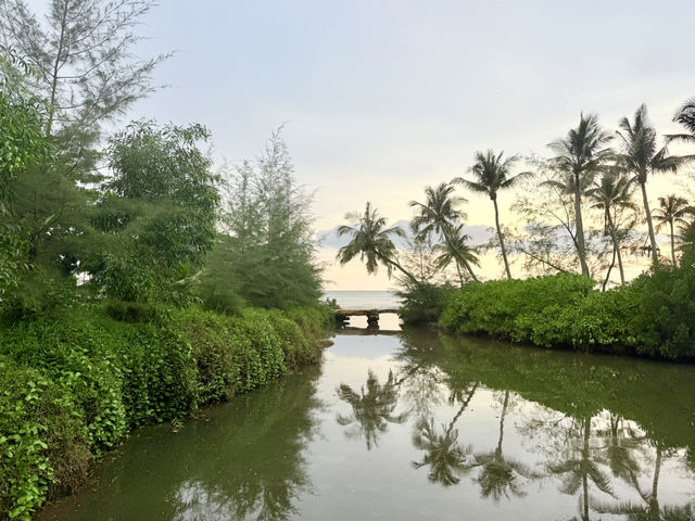 Relaxed Paradise at Ong Lang Beach