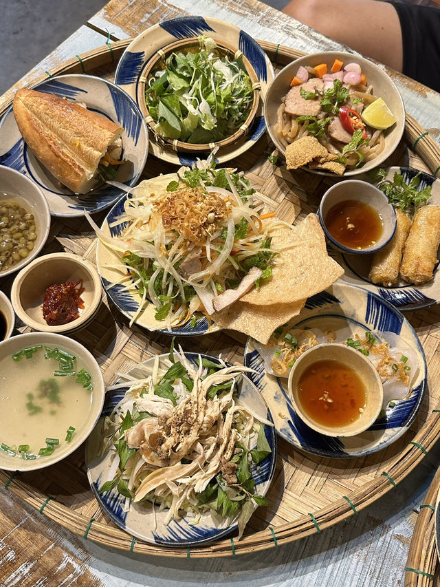 อาหารเวียดนาม กระจุ๊บกระจิ๊บ กินนิดกินหน่อย 🌿🥢