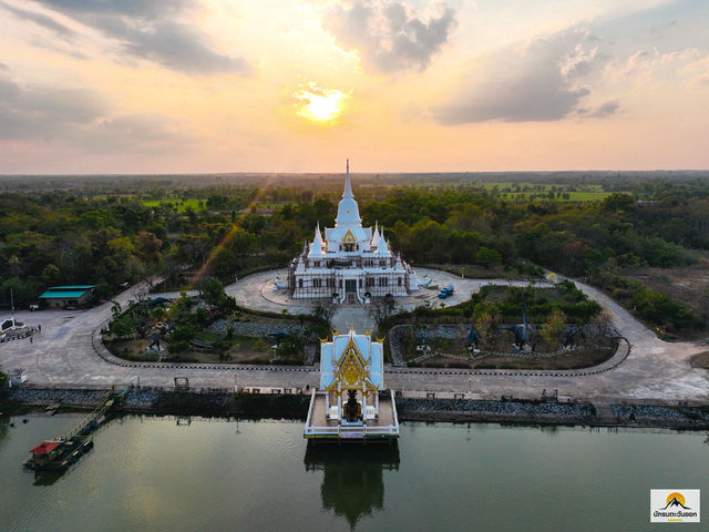 พระบรมธาตุเจดีย์ศรีมงคล
