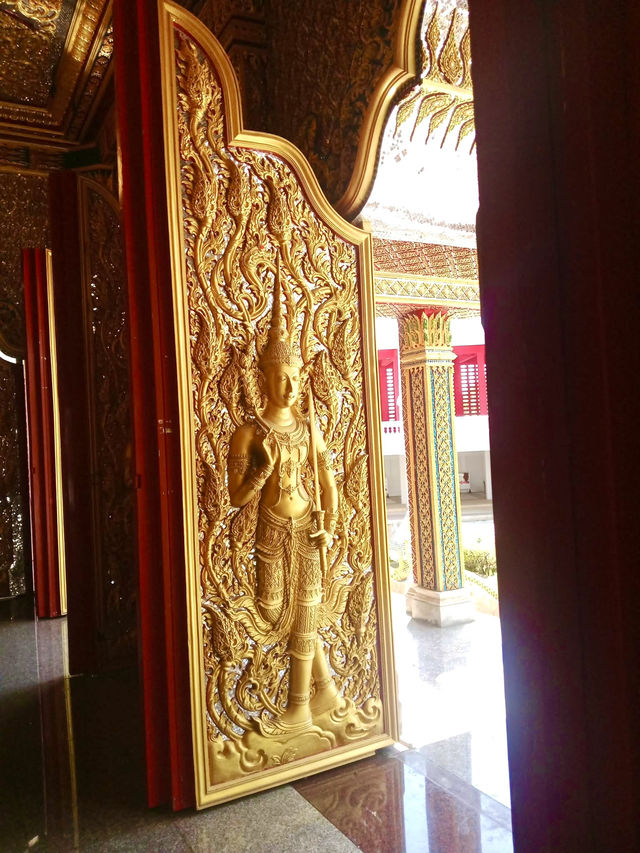 ✨まるで天国のようなガラス寺院！#ワットタースン #タイ旅行 #仏教建築