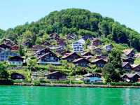 🌊 Lake Thun – A Mirror Between the Alps and the Sky