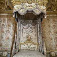 ✨ Palace of Versailles: A Feast of History & Culture!