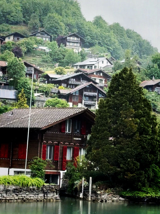 Brienzersee: Where Turquoise Dreams Meet Alpine Peace