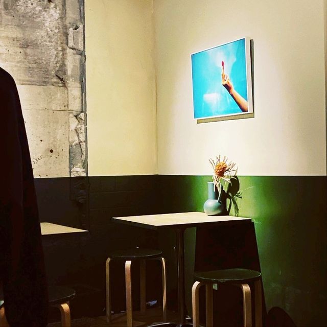 LOBBY Cafe N Bar