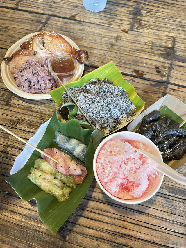 ตลาดโอ๊ะป่อย สวนผึ้ง จ.ราชบุรี