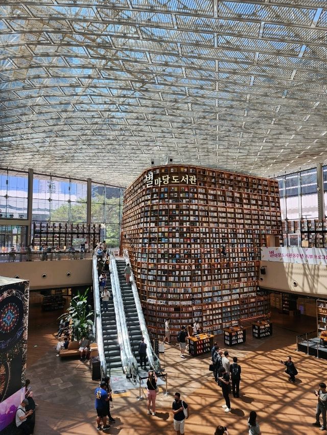【ソウル】映え好きは絶対行って欲しい！ピョルマダン図書館📚️