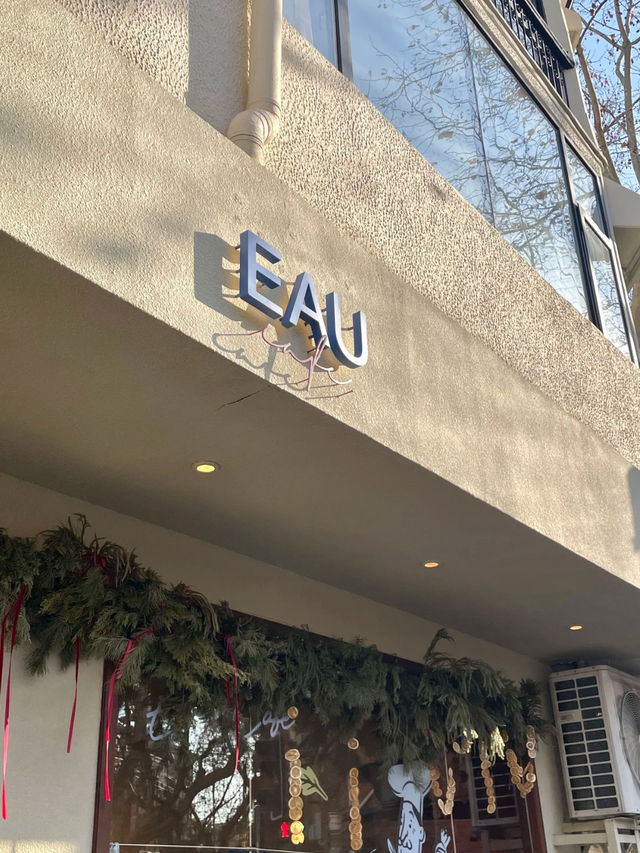 EAU Cafe, Shanghai