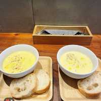PORUS CAFE (ポルスカフェ)