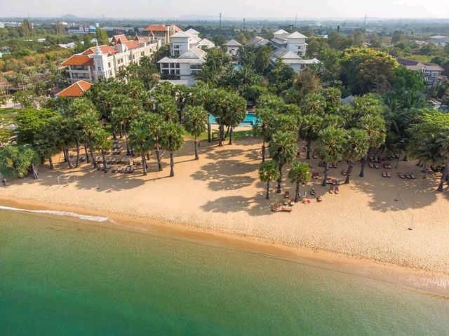 Ravindra Beach Resort and Spa, Najomtien