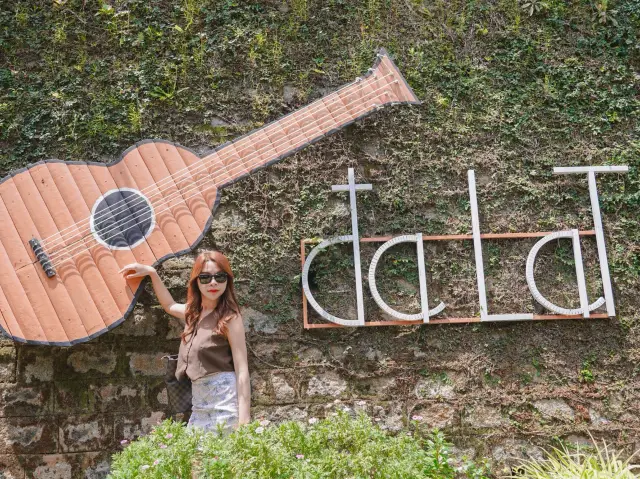 Robin Hill Cable Car Station in Dalat