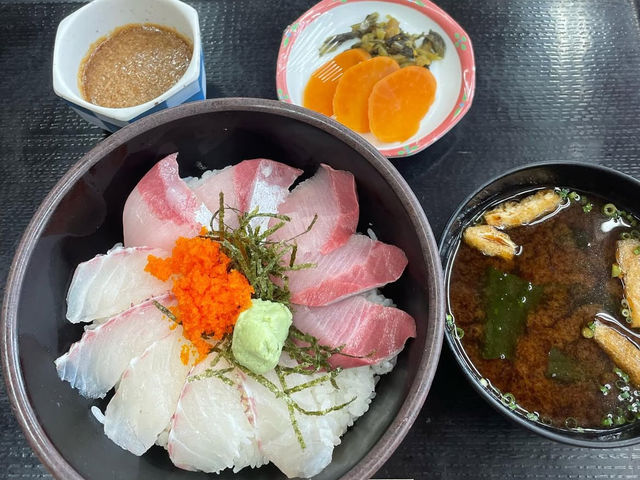 【海と山の恵みが集まる✨】道の駅むなかたで旬の味覚を満喫！