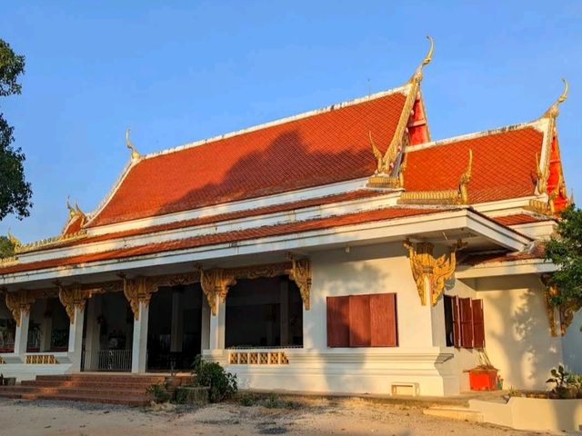 🛕 วัดราชธรรมาราม (วัดศิลางู) เกาะสมุย