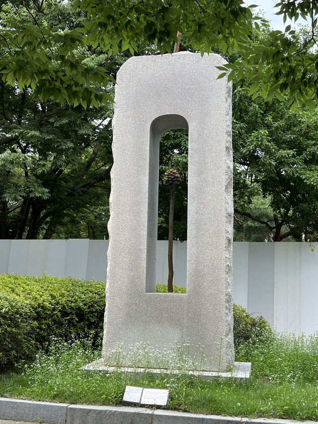공원은 여름나기 중