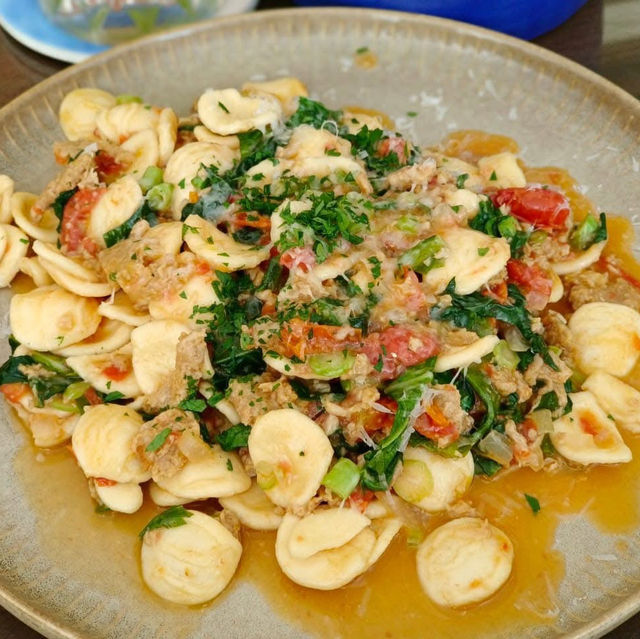 陽明山上的美食及美食後的消食健行～紗帽山步道