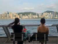 日與夜的景色都同樣令人沉醉的維多利亞港