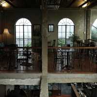 Tan.danang – คาเฟ่ Industrial Rustic โดดเด่น