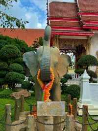 Temple Hopping in Phuket