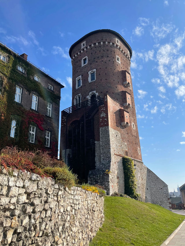 🏰✨ Wawel Hill & Castle