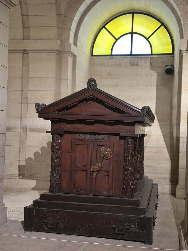 Paris Pantheon: Neoclassical Temple Of Immortals